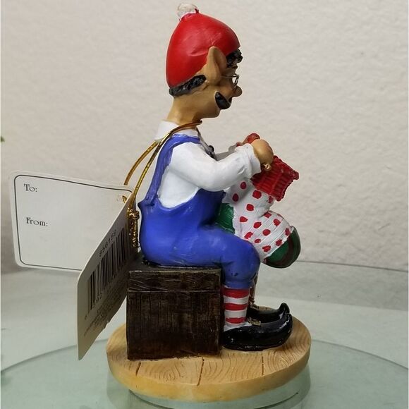 Santas Helpers Stocking Stuffer Maker Ltd Edition Christmas Figurine 4.25"H - Picture 5 of 11